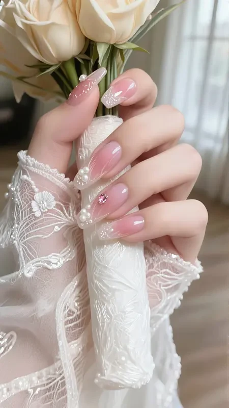 冰果美甲/女性指甲美化ZImage LoRA插图1 冰果美甲/女性指甲美化ZImage LoRA插图1